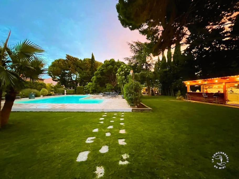 Piscine Apartment